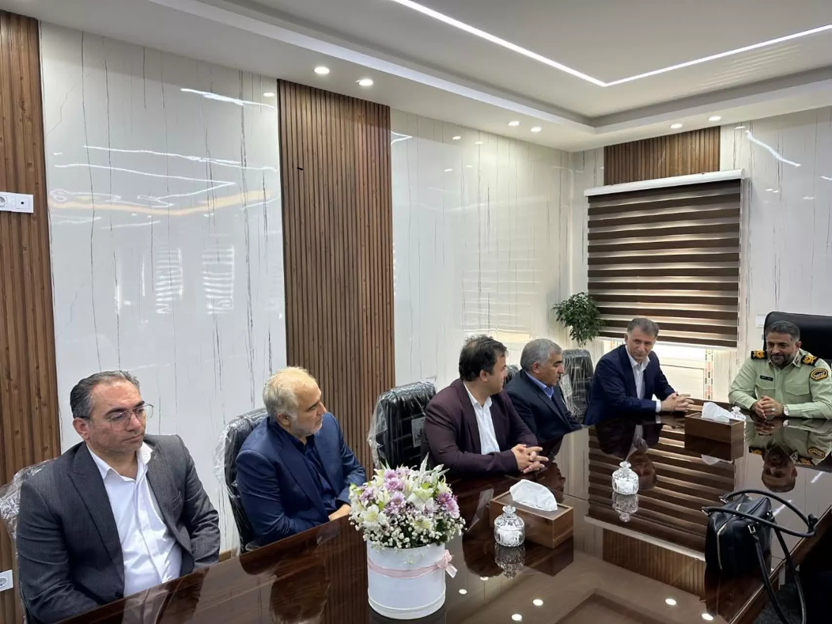 دیدار با فرمانده
